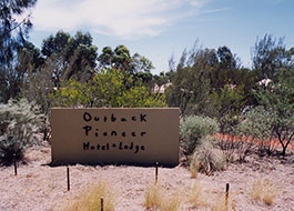 Outback_Pioneer_Hotel_+_Lodge