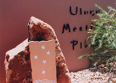 Uluru_Meeting_Place